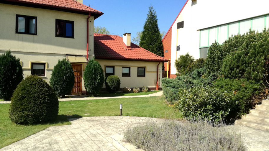 Exterior & Views 2, GEM Hotel, Środa Śląska
