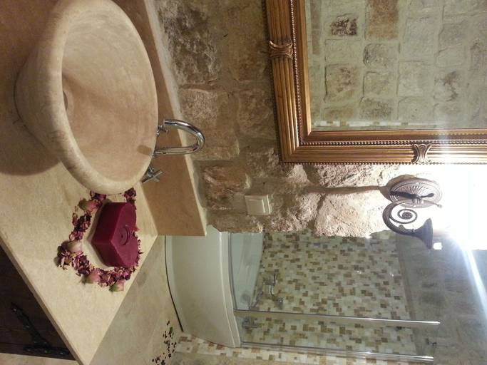 Bathroom 5, Dere Suites, Ürgüp