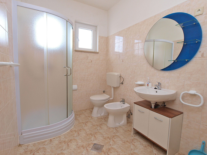 Bathroom, Apartment 860, Rovinj