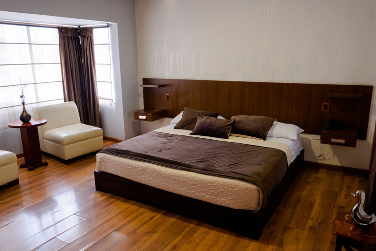 Bedroom 2, Hotel Santiago de Compostella Suites, Cuenca