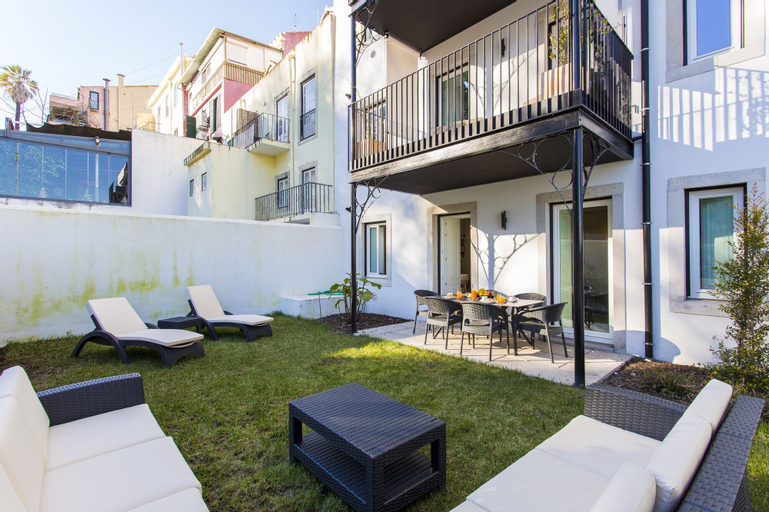 JOIVY Stunning 2BR Apt w/garden, by the Avenida subway & Botanical Garden of Lisbon, Lisboa