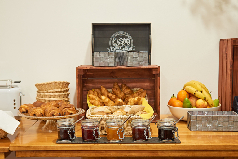 Food & Drinks 8