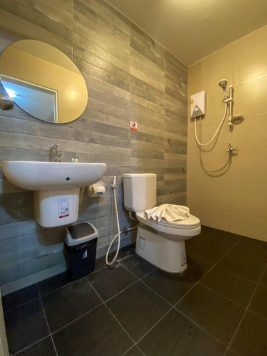 Bathroom 3, Beam House, Phuket Island