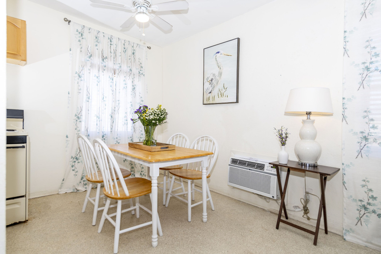 Others 5, Tropic Isle Hotel and Apartment, Broward