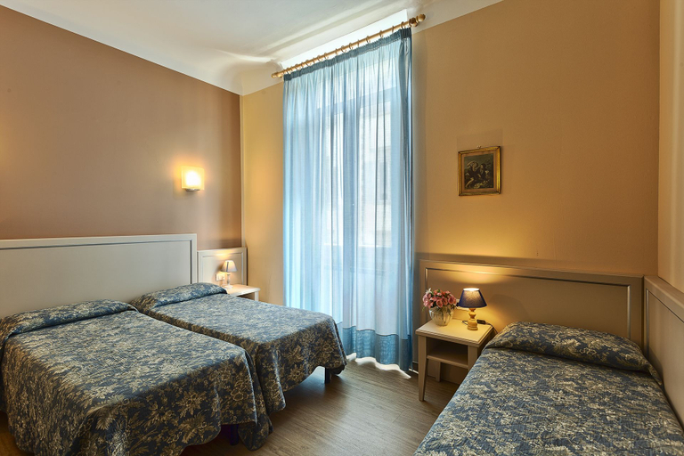 Bedroom 3, Eden, Florence