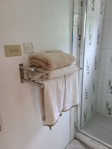 Bathroom 3, Jay's Guest House II