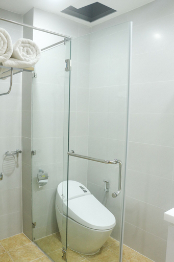 Bathroom 4, QB Casa Residence, Đồng Hới