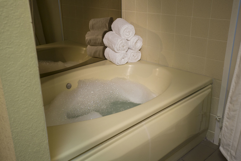 Bathroom 4, Boardwalk Resorts Atlantic Palace, Atlantic