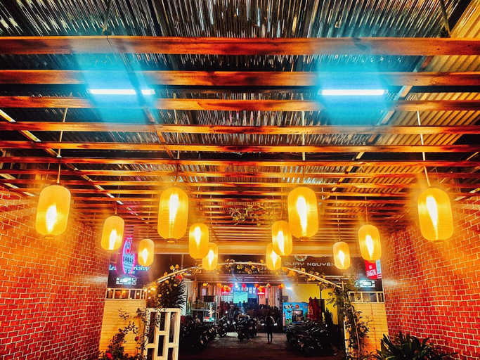 Business Facilities