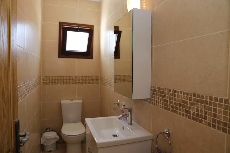 Bathroom 4, Villa Pergola by Amy Villas