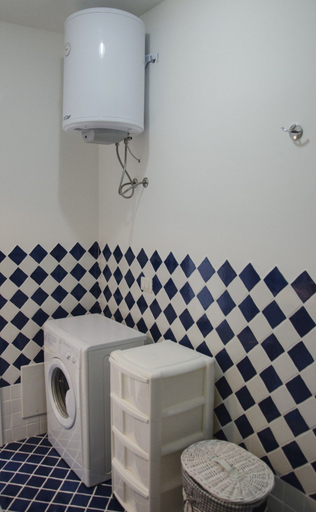 Bathroom 3, Casa Pagello, Sassari