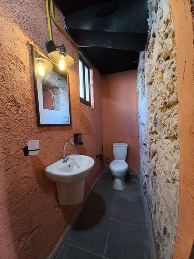 Bathroom, Berlin Hostel & Street, Antalya