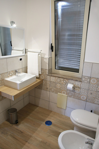 Bathroom 5, Villa Rosa Pompei Studios, Napoli