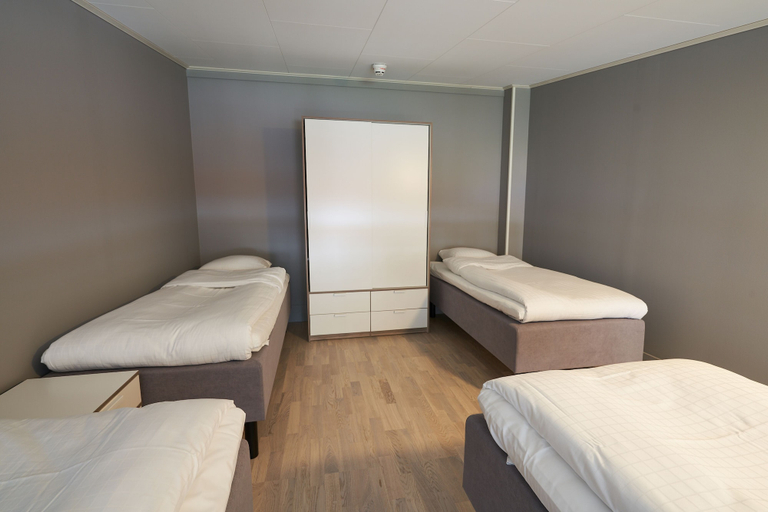 Others 5, Ekebyhov Hotell, Ekerö