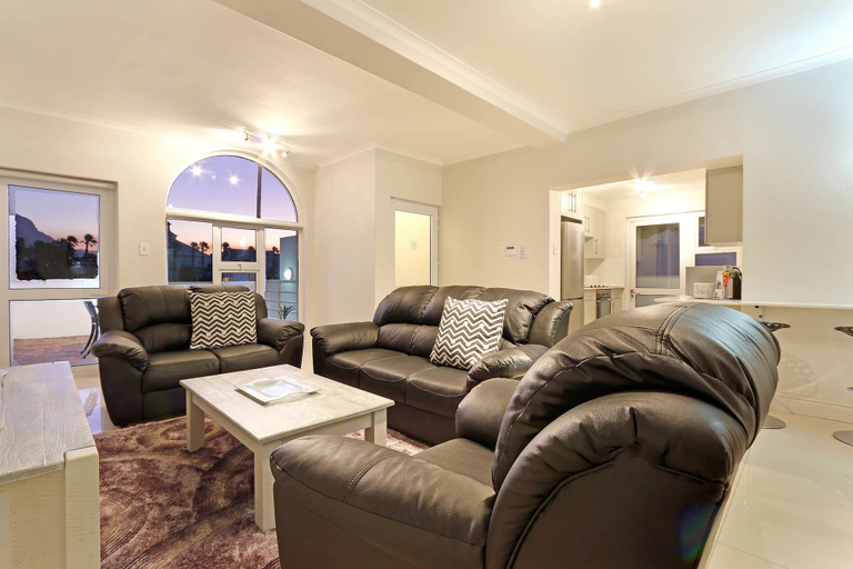 Others 5, Camps Bay Beach Apartment, City of Cape Town