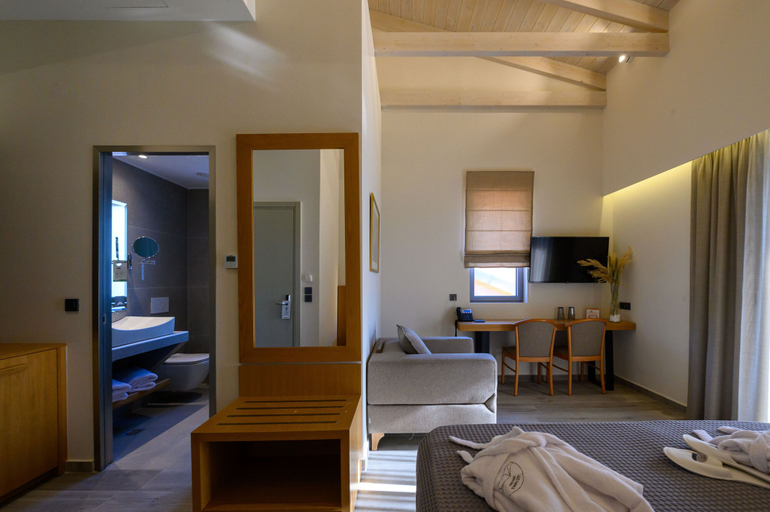 Bedroom 4, DENTHIS, Peloponnese