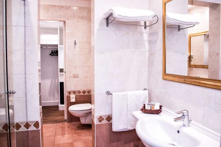 Bathroom 5, Ambienthotels Villa Adriatica, Rimini