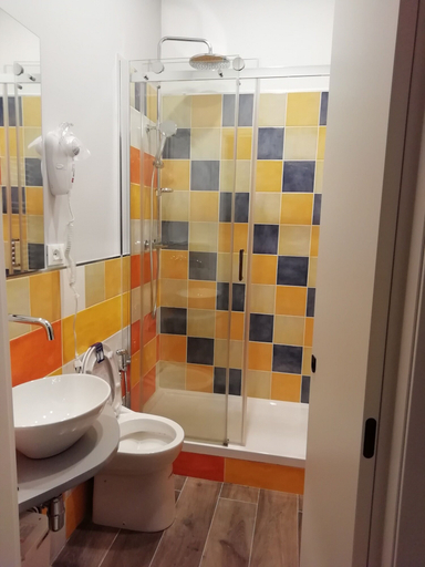 Bathroom 5, B&B Barbera 35, Florence