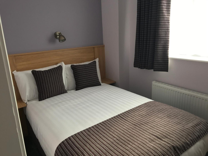 Bedroom 5, Kennedy's Pub Drumcondra, Dublin