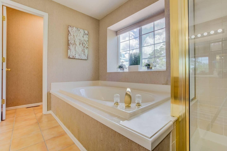 Bathroom 4, 4BR AF Academyw/hot Tub & Firepit, El Paso