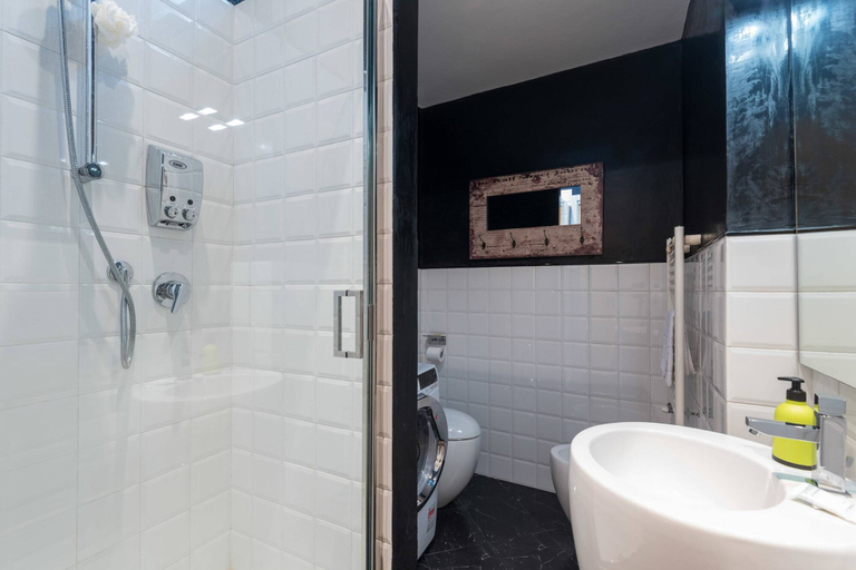 Bathroom 3, Art Gallery Apartment in Florence, Florence