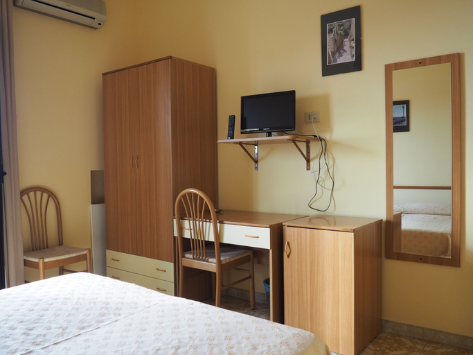 Bedroom 3, Hotel Virgilio, Vibo Valentia
