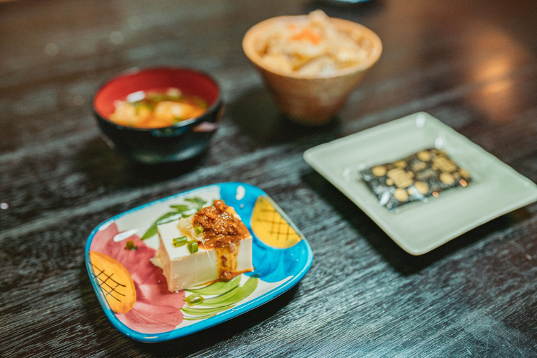 Food & Drinks 5, Guest House Ilonggo, Tsu