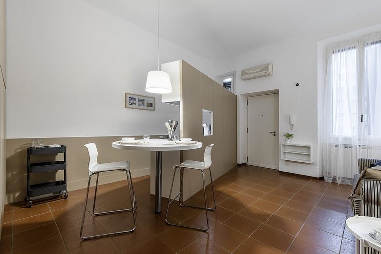Others 4, Shortstays Vittoria Arconati, Milano