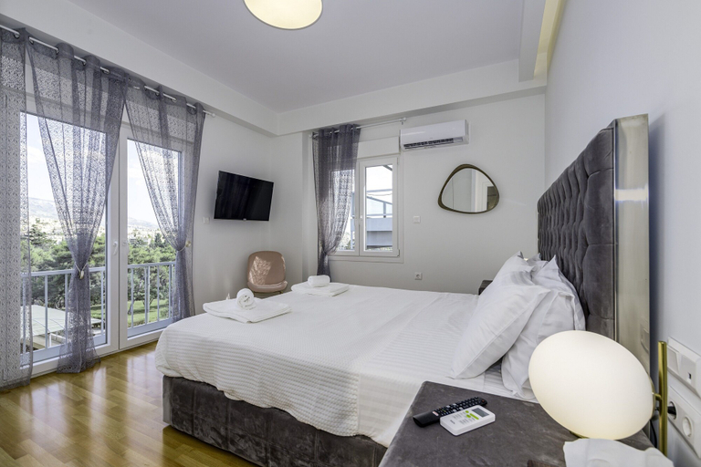 Bedroom 3, Lush Sapphire apt in the heart of Athens, Attica