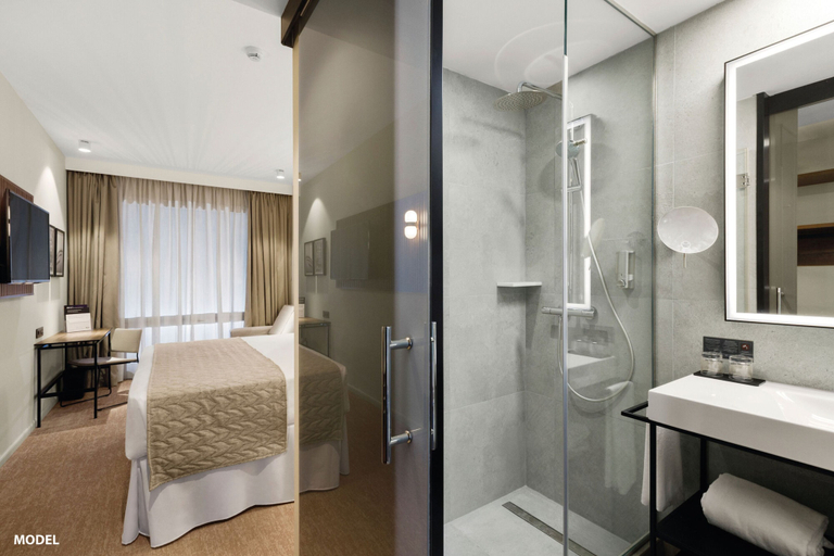 Bathroom 4, Hotel Riu Plaza Manhattan Times Square, New York