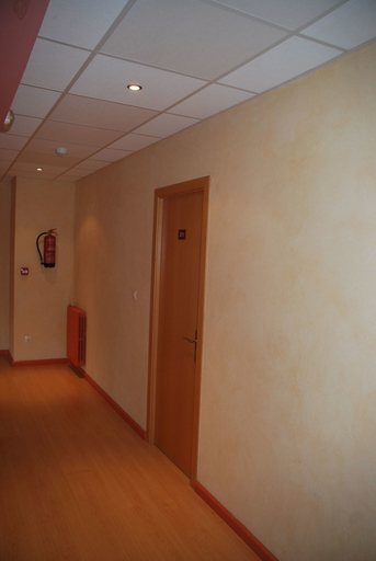 Others 5, Hotel Canabal, Lugo