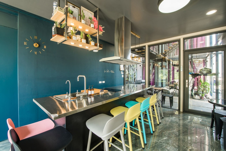 Food & Drinks 5, Top Sunlight Inn, Pingtung