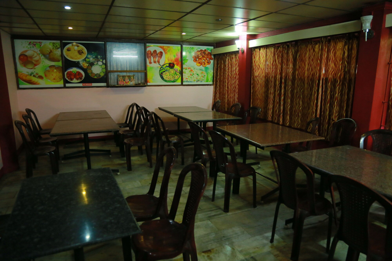 Food & Drinks 5, Hotel Blue Bird, The Nilgiris