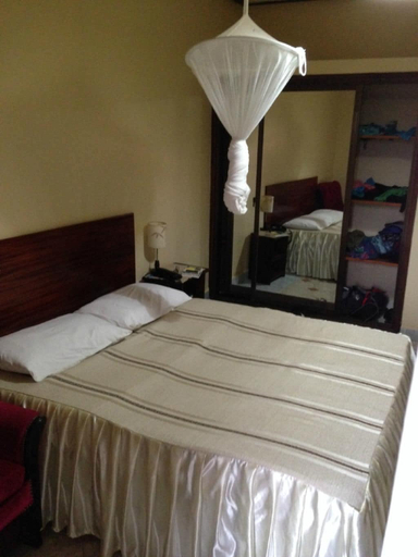Bedroom 2, Sunset International Hotel, Jinja