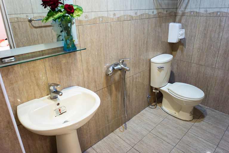 Bathroom 4, Bei Pin B&B, Pingtung