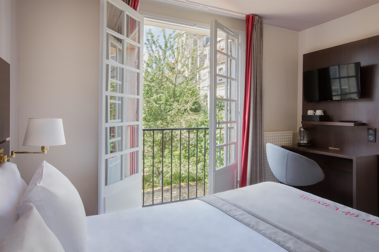 Bedroom 4, Best Western Blanche De Castille Dourdan, Essonne