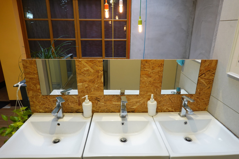 Bathroom 5, Puli Center Center Hostel, Nantou