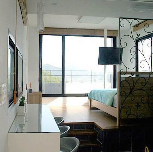 Bedroom 3, Hyoui Youm Pension, Ganghwa