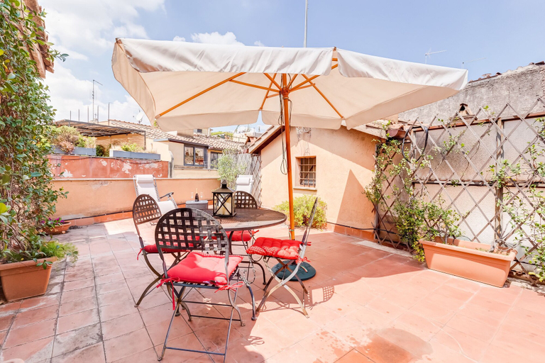 Others 4, Romantic House in Trastevere, Roma