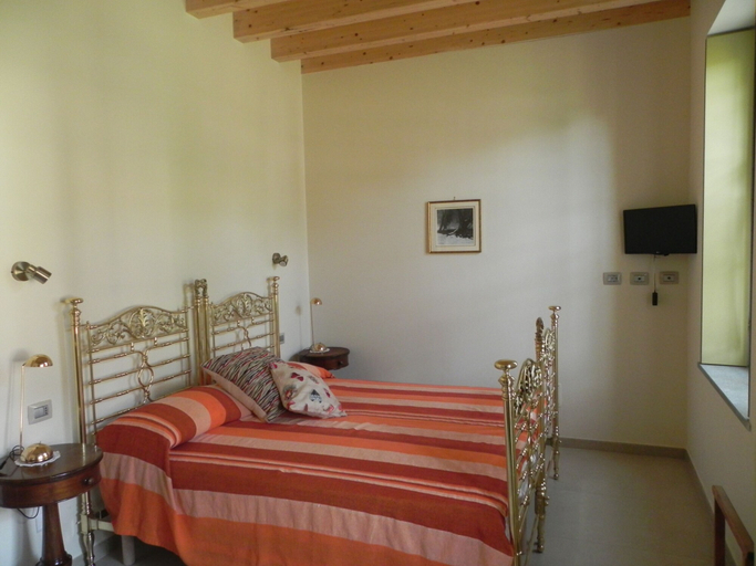 Bedroom 3, Agriturismo Cascina Poscallone, Milano