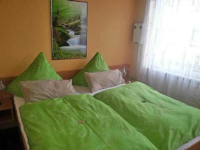 Bedroom 4, Hotel Sonnenhof garni, Rhein-Hunsrück-Kreis