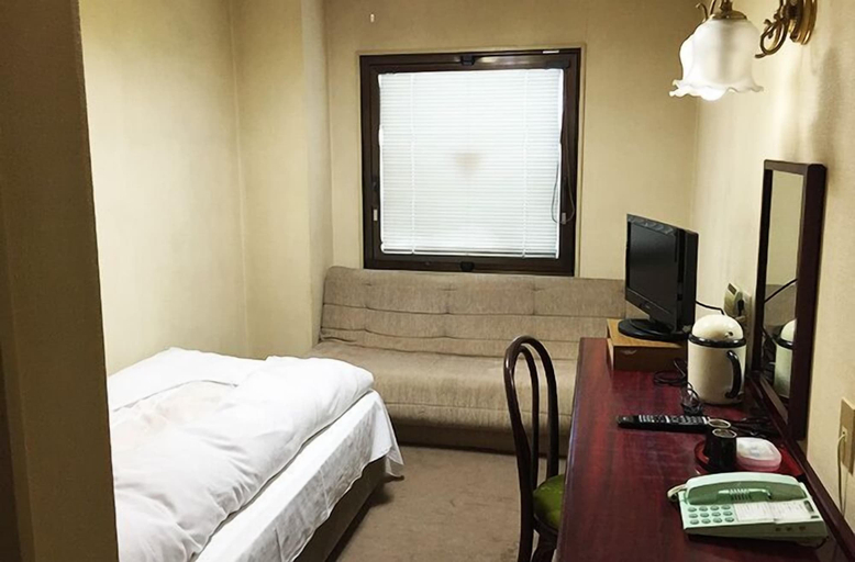 Bedroom 3, Aoi Business Hotel, Fukuyama