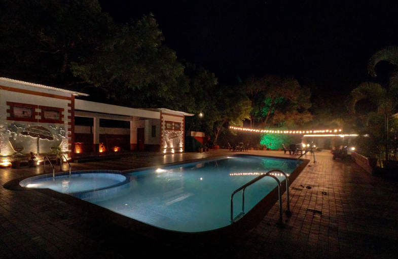 Sport & Beauty 2, Citrus Chambers Mahabaleshwar, Satara
