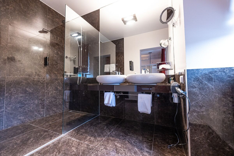 Bathroom 4, Maiers Kuschelhotel deluxe - Adults only, Jennersdorf