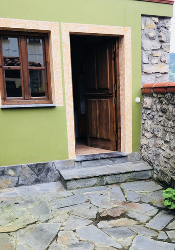 Exterior & Views, Apartamentos la Merced, Asturias