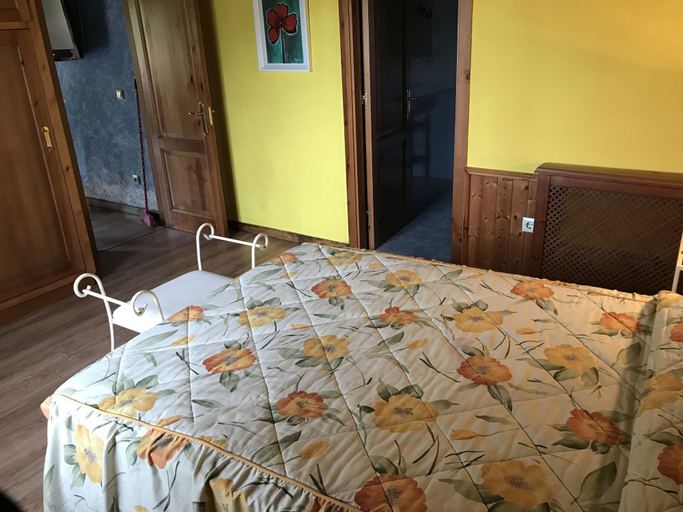 Bedroom 3, Apartamentos la Merced, Asturias