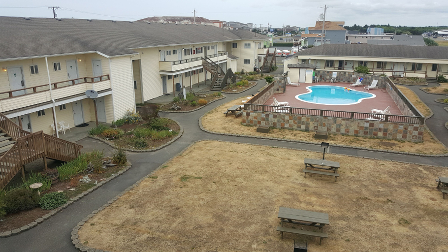 Exterior & Views 2, Ocean Shores Inn & Suites, Grays Harbor