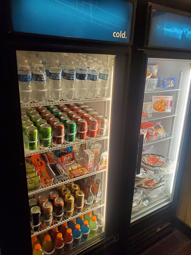 Food & Drinks 4, Hampton Inn & Suites Jamestown, ND, Stutsman