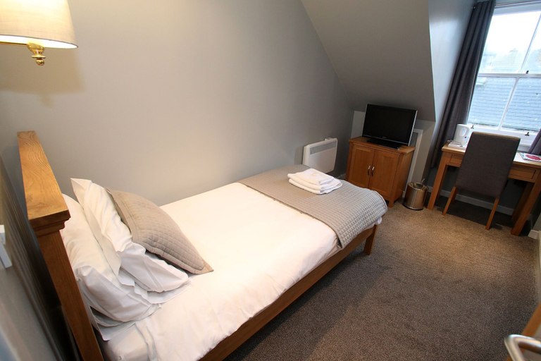 Bedroom 3, The Royal Hotel Stromness, Orkney Islands