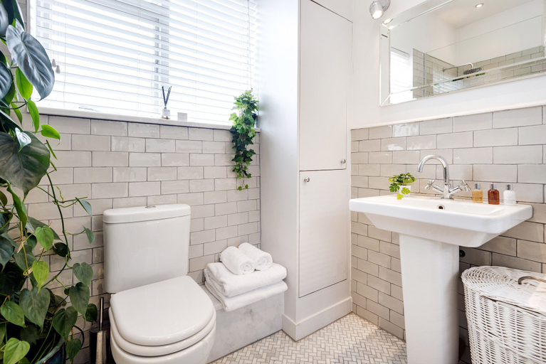 Bathroom 3, Contemporary Clapham Home Near Wandsworth Common, London